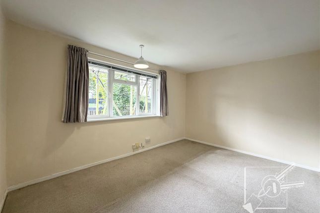 35a, Burma Way, Chatham photo 2