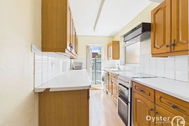 41 Bawtry Road, London photo 3
