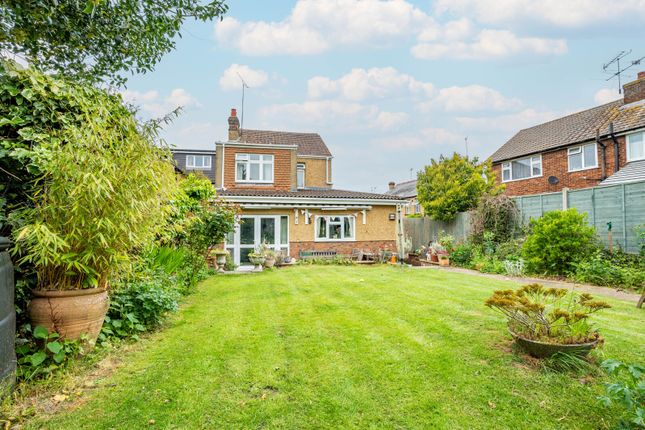 Thumbnail Detached house for sale in Coleswood Road, Harpenden, Hertfordshire