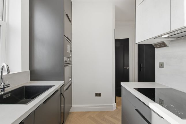 79 The Vale Flat B, London photo 4