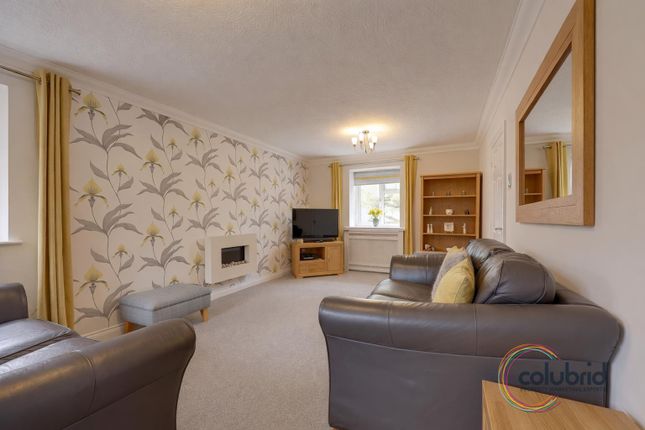 54, Falcon Avenue, Grays photo 3