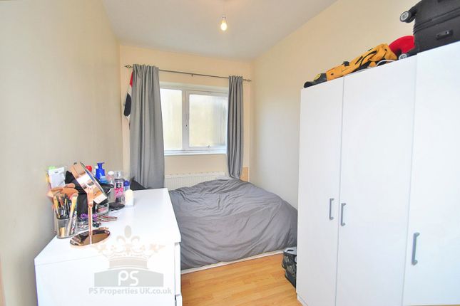 Flat for sale in 84 Eltham Road, London