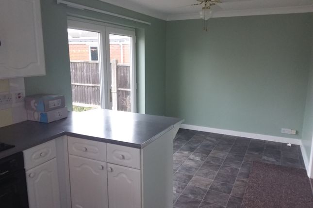 33, Bretby Close, Doncaster photo 3