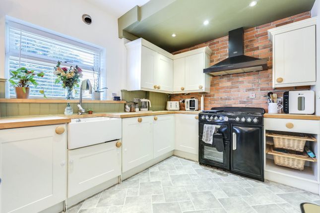 3, Providence Place, Pudsey photo 4