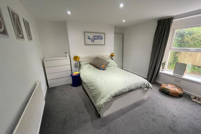 14a, CARDIFF photo 3