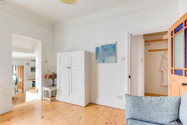 Flat for sale in Cissbury Road, Hove