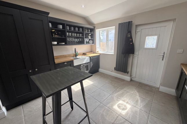 52, Doncaster photo 2