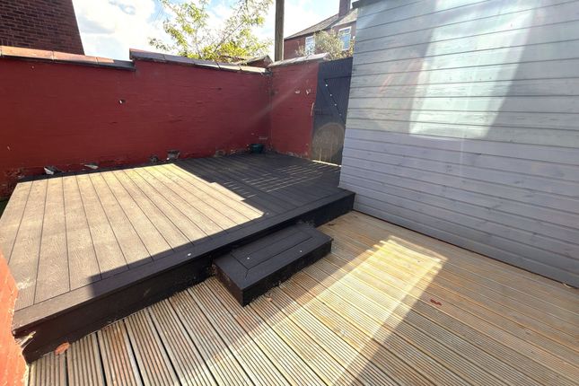 68 Bennetts Lane, Bolton photo 3