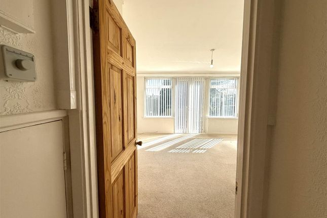 36, Glan Yr Afon Court, Swansea photo 4