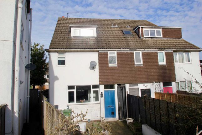 End terrace house for sale in Upton Close, Henley On Thames