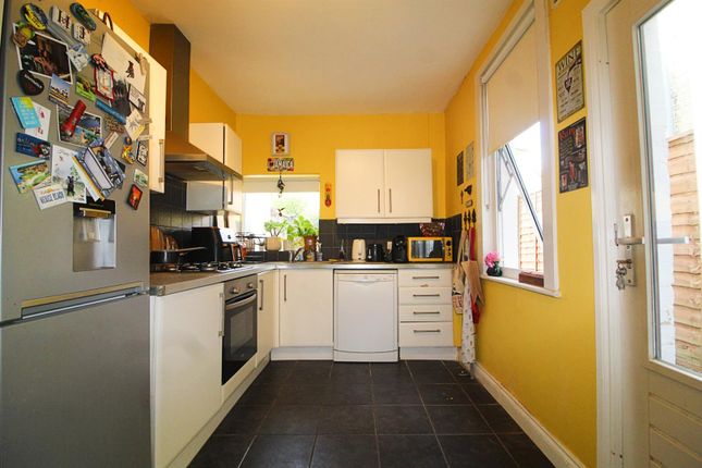 3, St. Stephens Road, Barnet photo 3