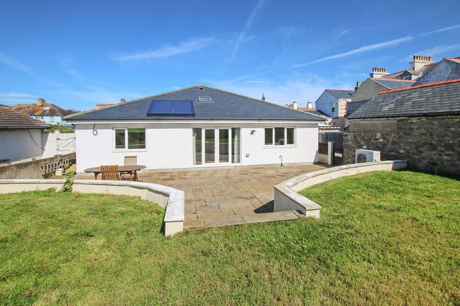 2-bed house on Renwall Garden, Queens Road, Renwall Garden, Queens Road, Port St Mary, £455,000