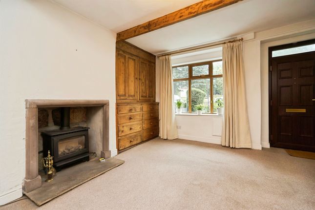 16, Shaw Lane, Keighley photo 4