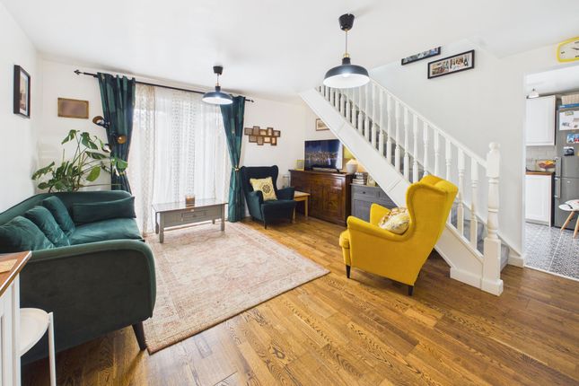 23 Spa Close, Sutton-In-Ashfield photo 2