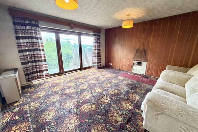23d, Bower Lane, Brierley Hill photo 3