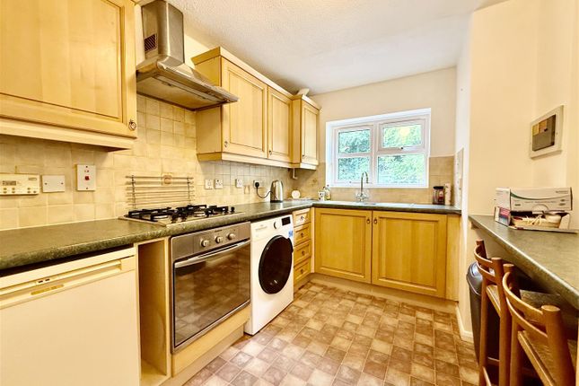 32, Windleden Road, Loughborough photo 4