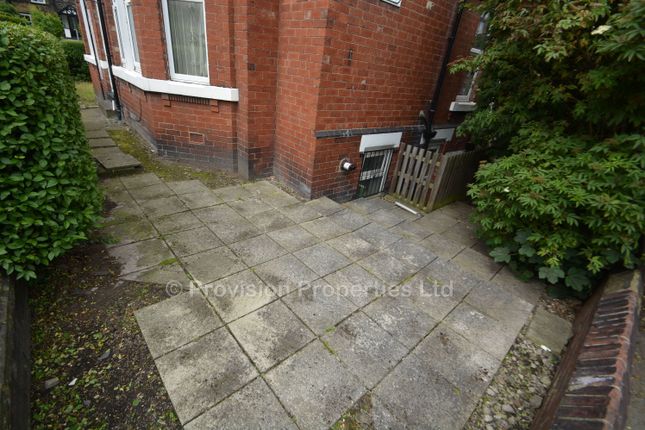 Terraced house to rent in Delph Lane, Woodhouse, Leeds
