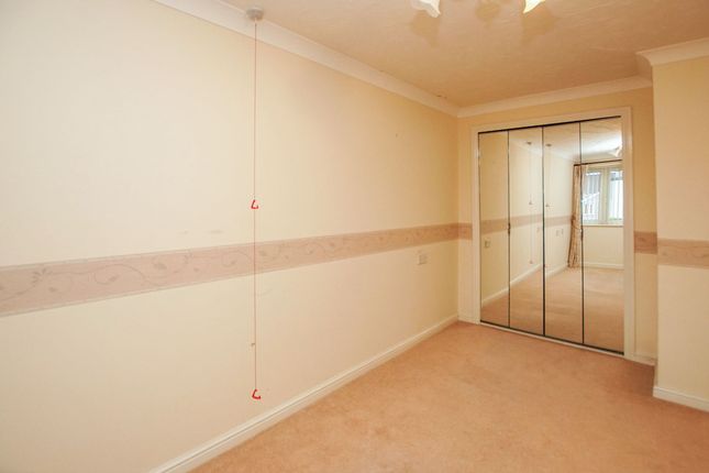 Flat for sale in New Station Road, Bristol, Somerset