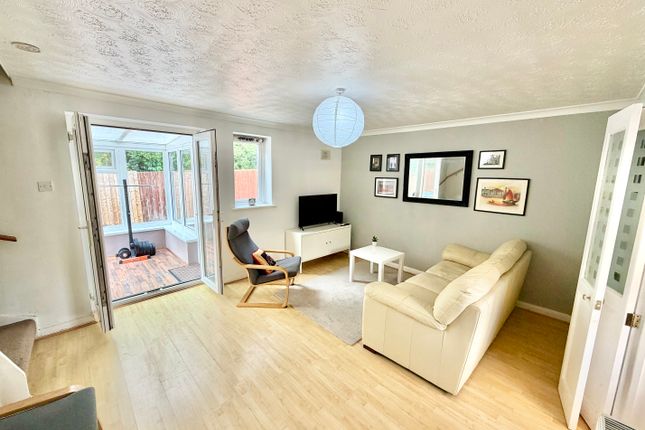 3 Jesmond Dene, Ty Rhiw, Cardiff photo 4