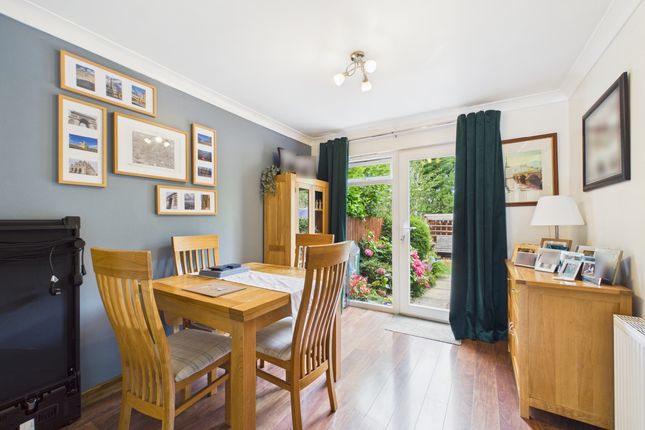 16 Croft Wynd, Uddingston photo 4