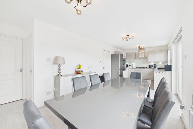 45 Beauly Crescent, Wishaw photo 4