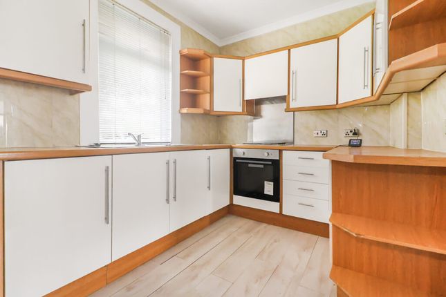 16, Grahamshill Avenue, Airdrie photo 4