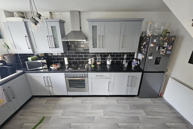 12, Meirwen Drive, The Sactuary, Cardiff photo 5