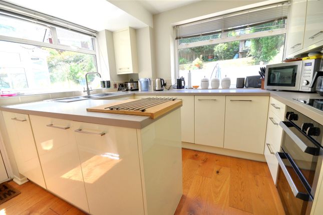 16, Tennyson Rise, West Sussex photo 4