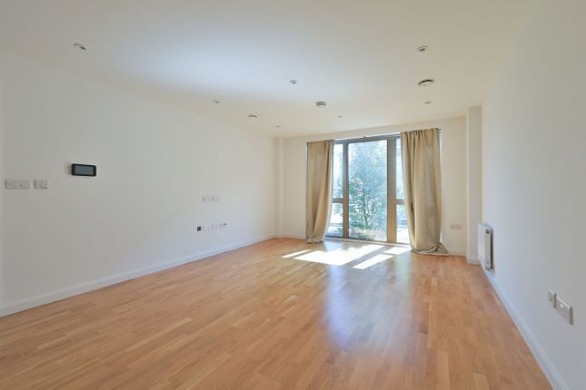 Orchid Court, WD17, Watford photo 2