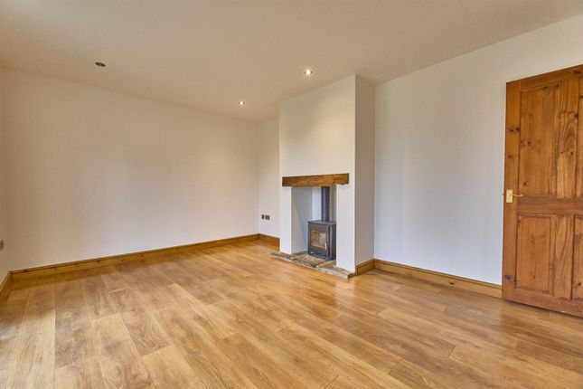 78, Featherston Drive, Burbage photo 3