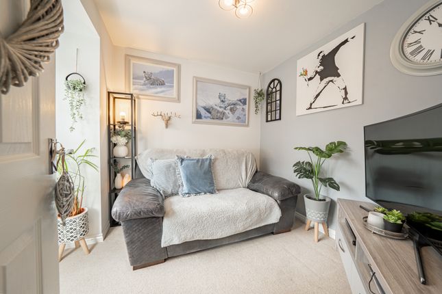9 Percival Way, Leicester photo 2