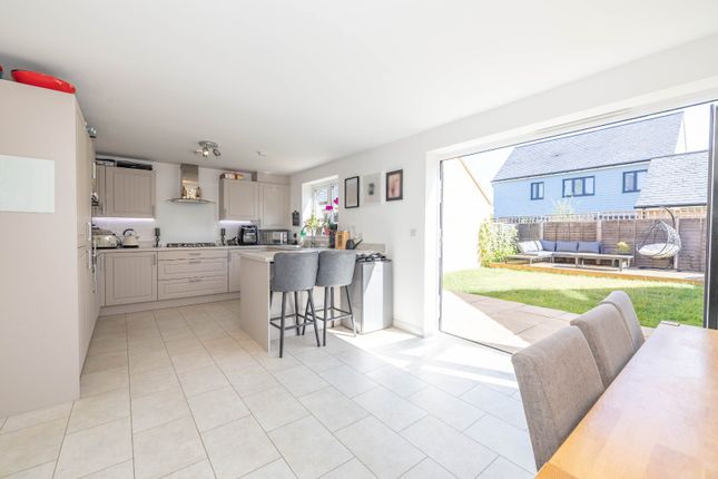 6, Bond Close, Kent photo 2