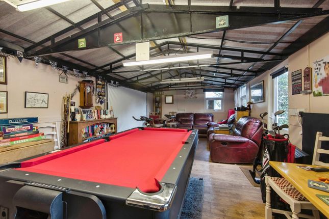 Games Room/Outbuild