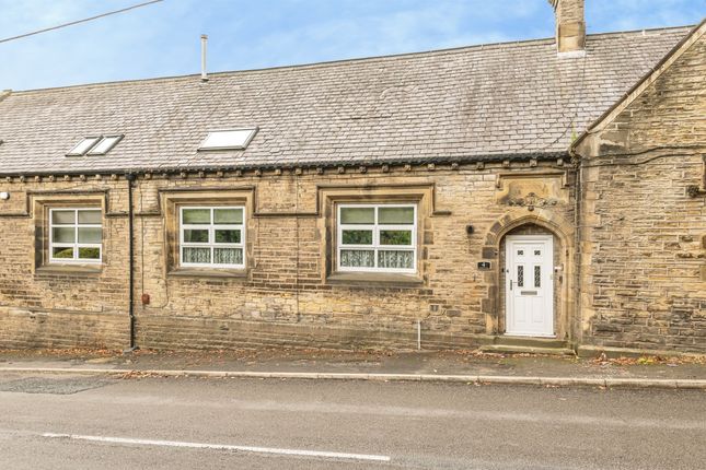 2-bed house on 4, St. Johns Court, Holmfirth, £200,000