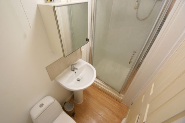 Red Door Lets Ls6 Letting Agents Zoopla
