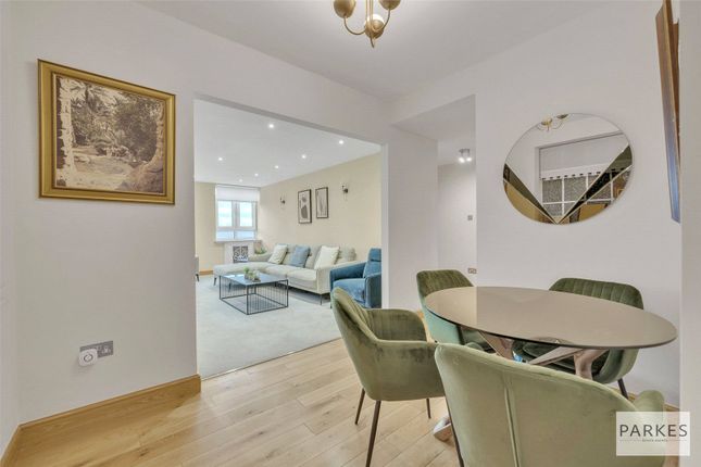 Y27 Barrie House,, Lancaster Gate, London photo 4