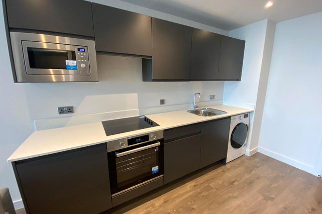 Flat IR2405 Embankment Exchange, 96, Greengate, Manchester photo 3