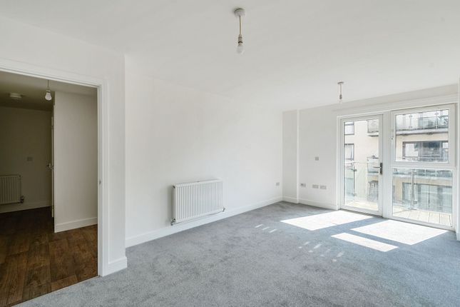 Aston House, 45 Campus Avenue, Dagenham photo 4