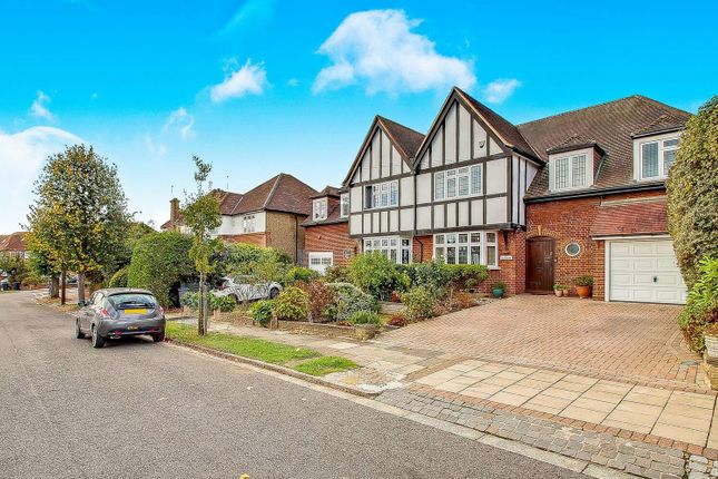 41, Friars Avenue, London photo 2