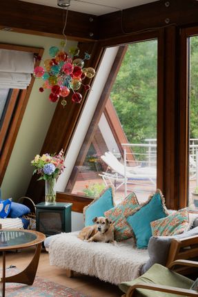 306693 - Blue Gates, Cambridge-79.Jpg