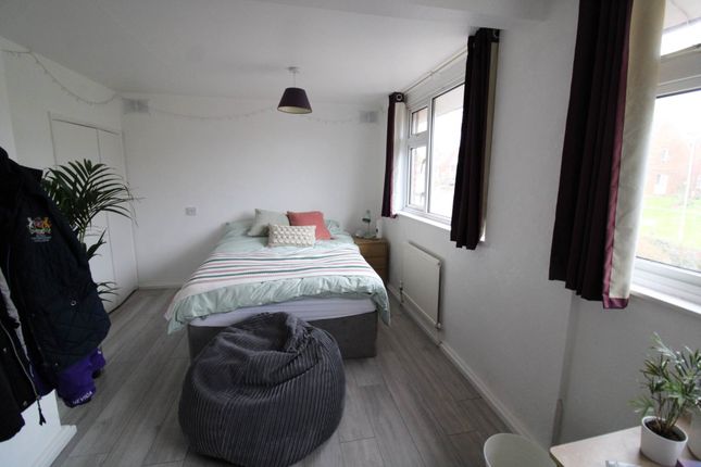 20, Albemarle Avenue, Potters Bar photo 5