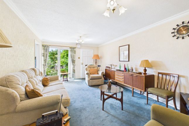 5, The Grove, Stroud photo 2