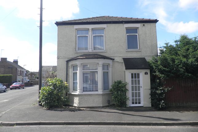 Thumbnail Detached house to rent in Oakroyd Crescent, Wisbech
