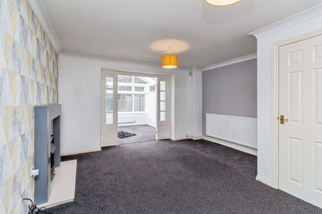 8, Gresham Drive, Telford photo 4