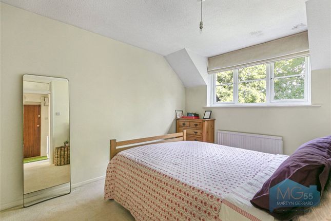 57, Galdana Avenue, Hertfordshire photo 4