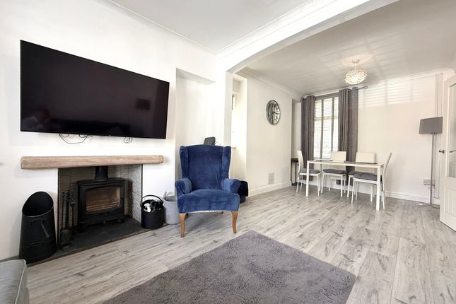 Hafren Villa, Mountain Ash photo 4