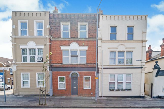 Thumbnail Flat for sale in Station Road, Westcliff-On-Sea