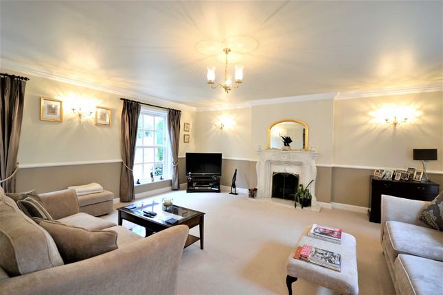 Hanmar House, 2a, Coombehurst Close, Hertfordshire photo 4
