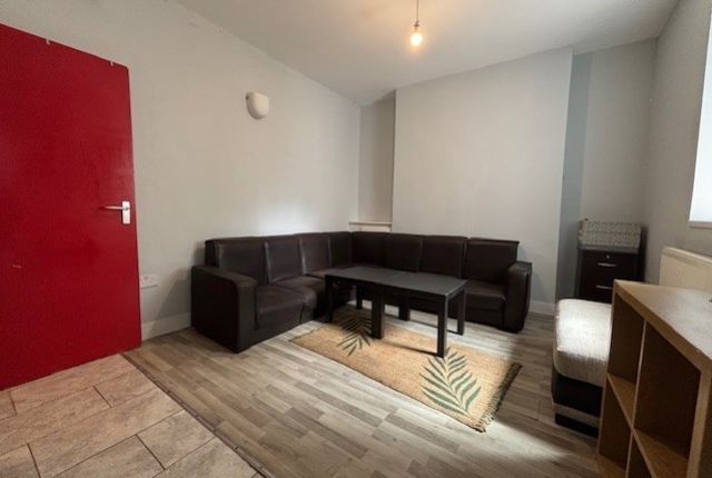 21, Cranbrook Street, Cardiff photo 3