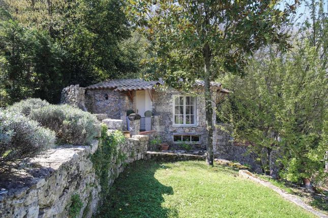 Detached house for sale in Le Rouret, 06650, France